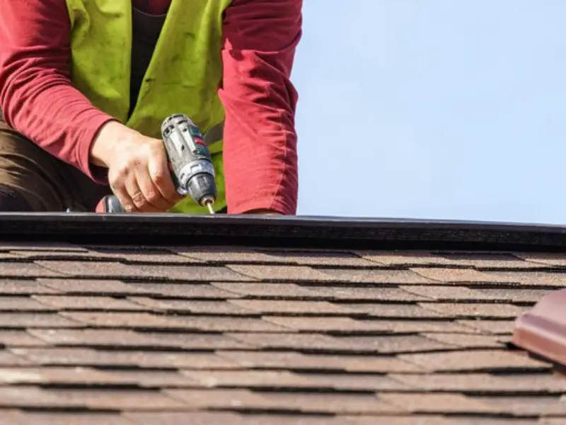 Shingle roofing service